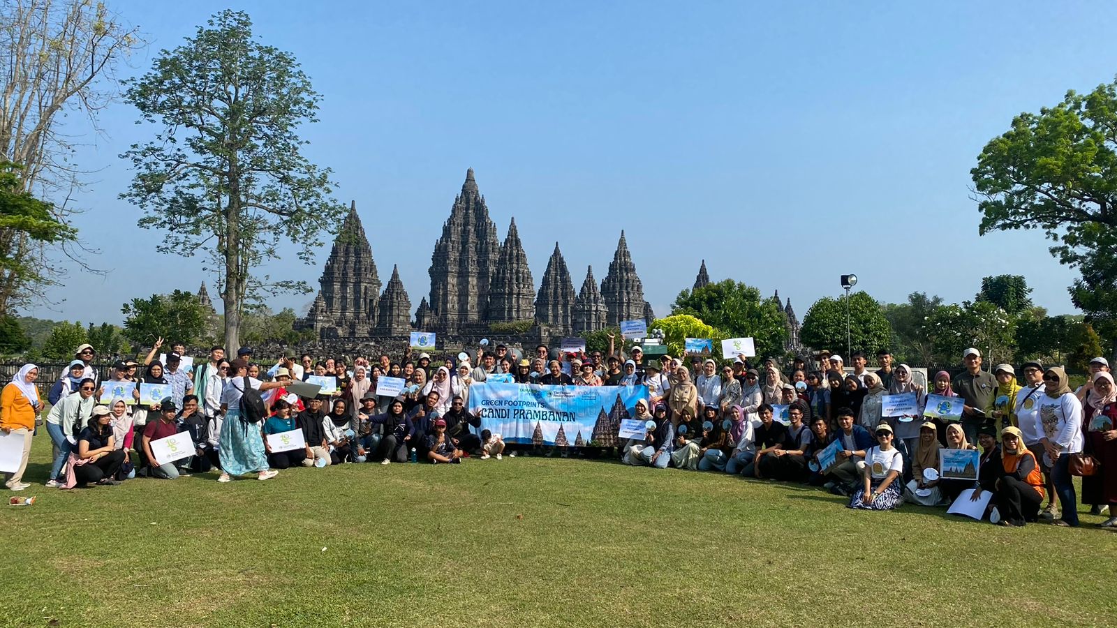 Green Footprints: Candi Prambanan