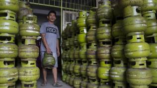 Pengecer Tak Lagi Jual LPG 3 Kg, Masyarakat Harus Beli di Pangkalan Resmi Pertamina 