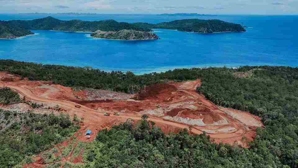 Izin Pertambangan Nikel di Raja Ampat Distop Sementara, Bahlil: Amdal Sudah Ada