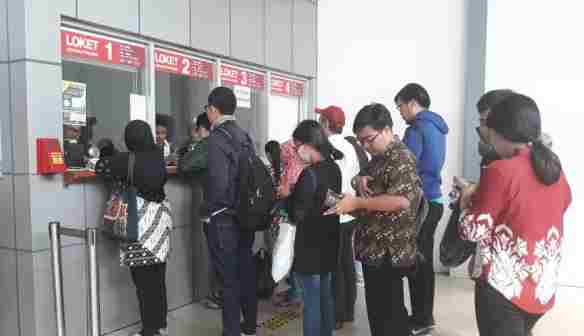 Layanan Tiket Gunakan QRIS, Loket KRL di Semua Stasiun Bakal Ditutup 